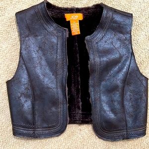 Size small vest